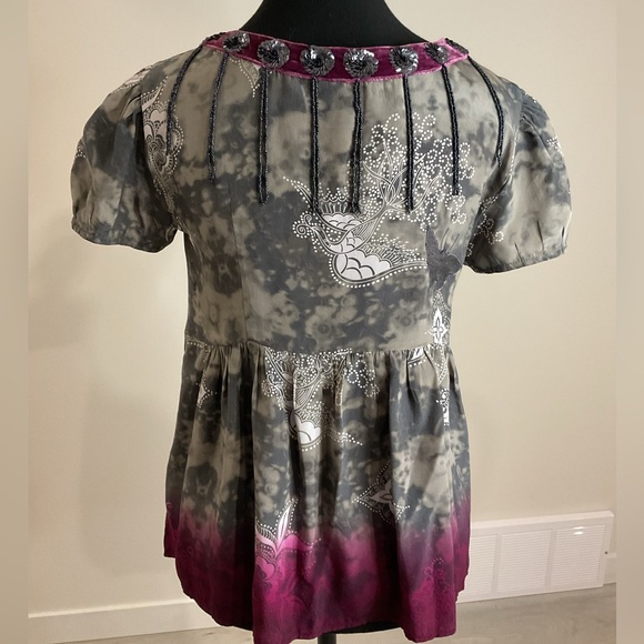 Beautifully Unique Blouse with Butterflies, tassels and some velvet. - Picture 2 of 8